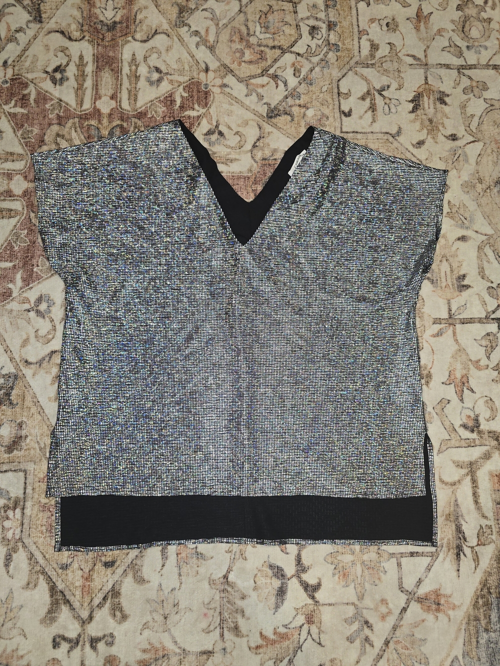 Caramela Metallic V-Neck Tunic Top